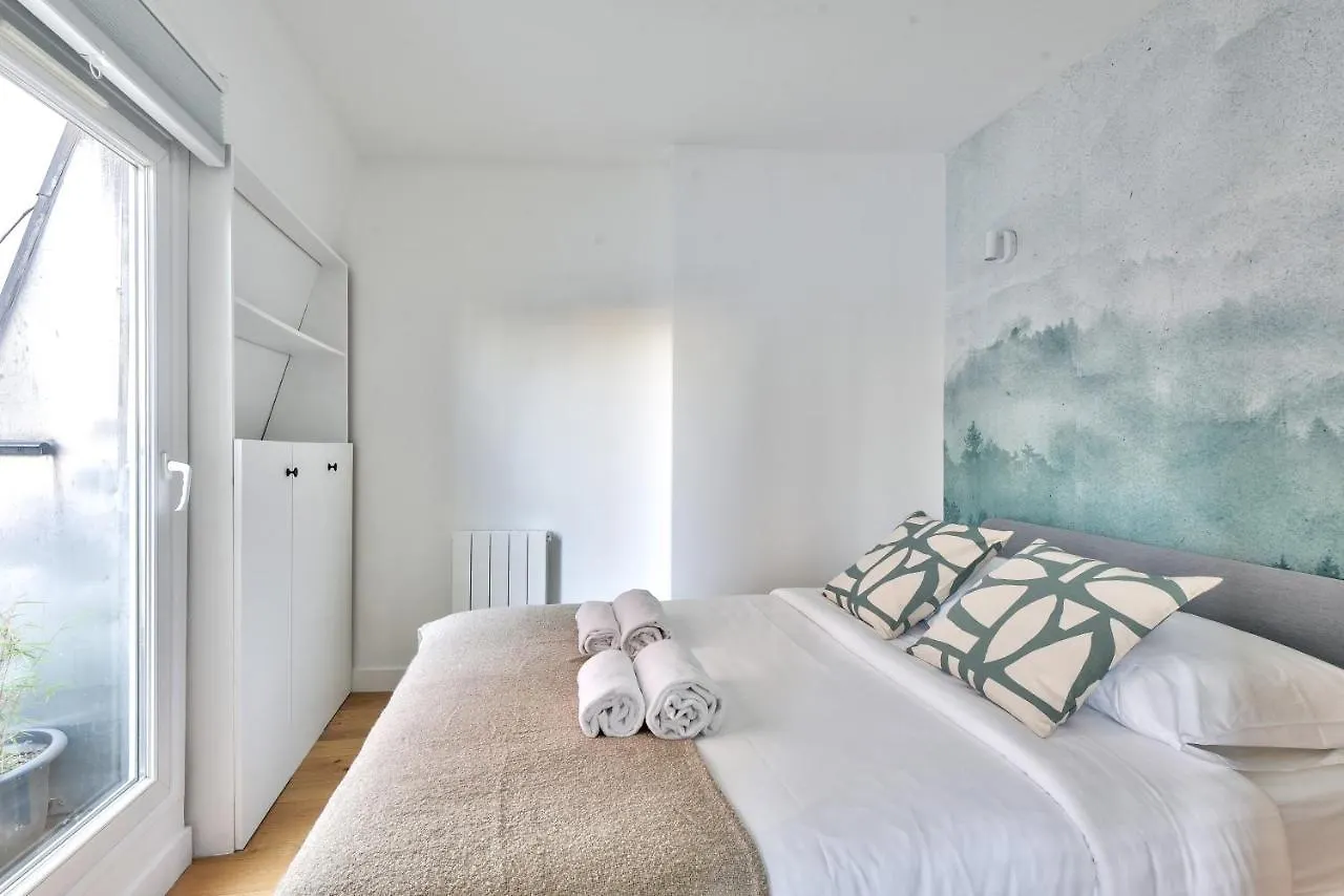 Cocon Pour 2 Au Coeur De Montmartre Apartment Paris 0*,  France