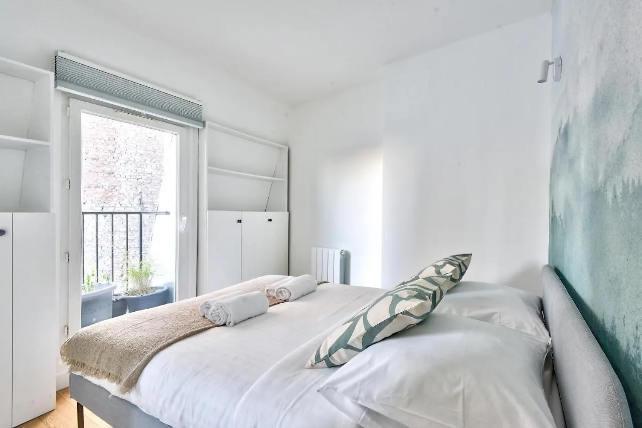 Cocon Pour 2 Au Coeur De Montmartre Apartamento París 0*,